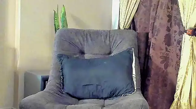 Snapshot of benjamincol chatting on March 1, 2025, 3:53 am benjamincol online show from March 1, 2025, 3:53 am