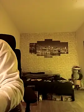 Snapshot of HalloMarcy chatting on February 4, 2025, 10:34 pm HalloMarcy online show from February 4, 2025, 10:34 pm