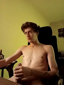 Snapshot of HalloMarcy chatting on September 14, 2025, 9:15 pm HalloMarcy online show from September 14, 2025, 9:15 pm