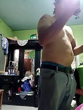 Snapshot of chinoxxx chatting on March 18, 2025, 10:26 pm chinoxxx online show from March 18, 2025, 10:26 pm