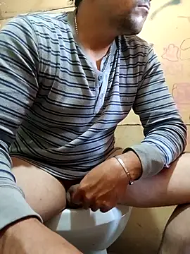 Snapshot of chinoxxx chatting on December 3, 2025, 10:53 pm chinoxxx online show from December 3, 2025, 10:53 pm