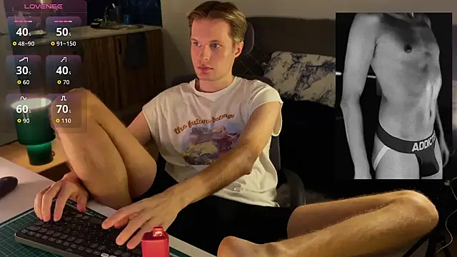 Leonnextdoor online show from February 11, 2026, 1:33 pm