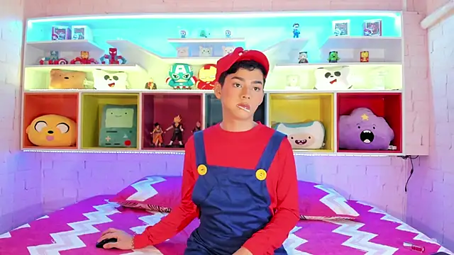 Snapshot of Maxi_little chatting on June 24, 2026, 8:06 pm Maxi little online show from June 24, 2026, 8:06 pm