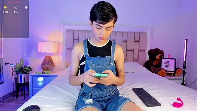 Maxi little online show from November 30, 2025, 12:00 am