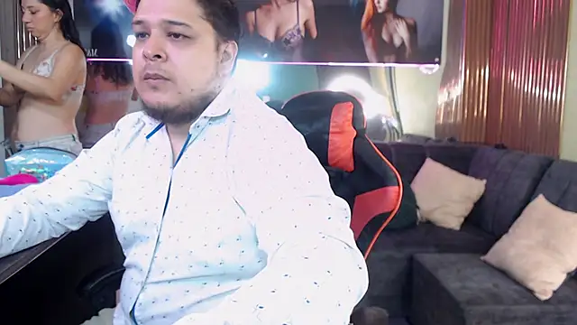 Snapshot of narendra_dayaramm chatting on November 8, 2025, 12:31 pm narendra dayaramm online show from November 8, 2025, 12:31 pm