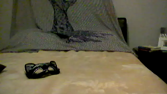 Snapshot of Betty2u chatting on February 17, 2025, 6:28 pm Betty2u online show from February 17, 2025, 6:28 pm