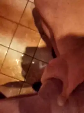 Topgunxhot online show from February 15, 2026, 9:36 pm