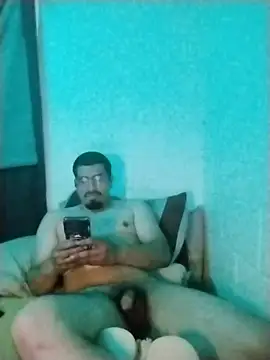 Snapshot of k1oudE chatting on March 25, 2026, 5:45 pm k1oudE online show from March 25, 2026, 5:45 pm