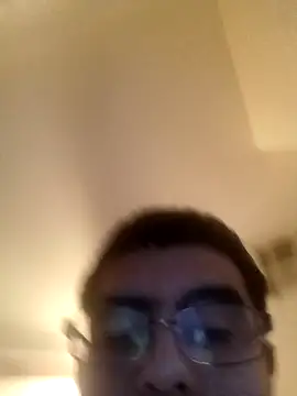 k1oudE online show from December 1, 2025, 12:33 am