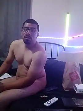 Snapshot of k1oudE chatting on April 6, 2026, 5:52 am k1oudE online show from April 6, 2026, 5:52 am