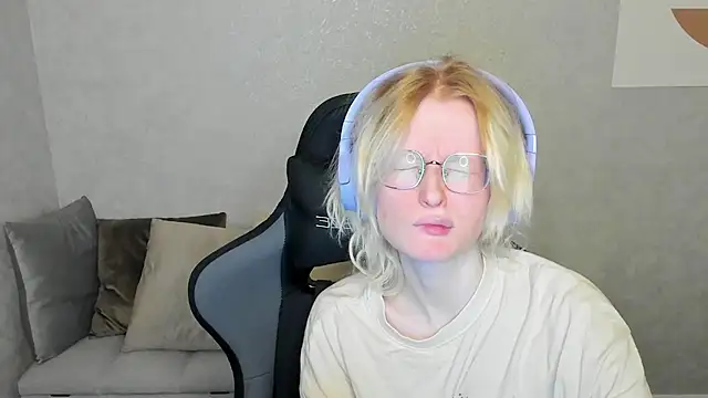 ElizabethHarpper online show from September 27, 2025, 1:23 am