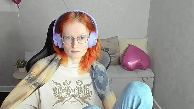 ElizabethHarpper online show from February 20, 2026, 9:22 am