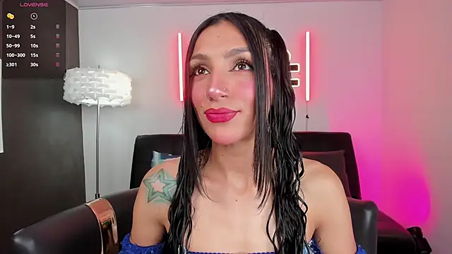 Snapshot of miss___evangeline chatting on April 23, 2026, 2:40 am miss evangeline online show from April 23, 2026, 2:40 am