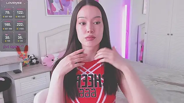 kittenrisha online show from February 24, 2026, 4:13 am