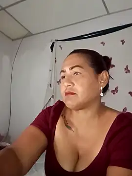 Snapshot of Abigail_BigTits chatting on January 23, 2025, 1:41 am Abigail BigTits online show from January 23, 2025, 1:41 am