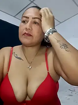 Snapshot of Abigail_BigTits chatting on November 7, 2025, 2:05 am Abigail BigTits online show from November 7, 2025, 2:05 am