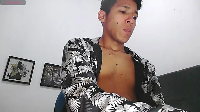 Snapshot of iam_corbin chatting on April 15, 2026, 6:23 pm iam corbin online show from April 15, 2026, 6:23 pm