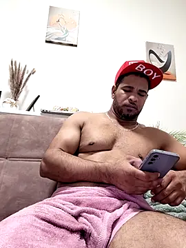 Randy527 online show from September 30, 2025, 1:33 am