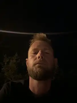 bjay1210 online show from February 19, 2026, 3:14 am