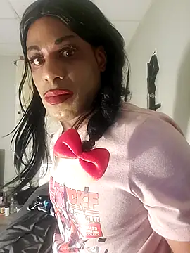 Snapshot of Lilred6969 chatting on October 11, 2025, 6:14 am Lilred6969 online show from October 11, 2025, 6:14 am