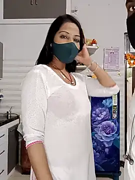 Best-Couple online show from March 9, 2025, 9:46 am