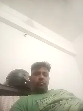 Snapshot of jemes21in chatting on November 12, 2025, 6:45 pm jemes21in online show from November 12, 2025, 6:45 pm