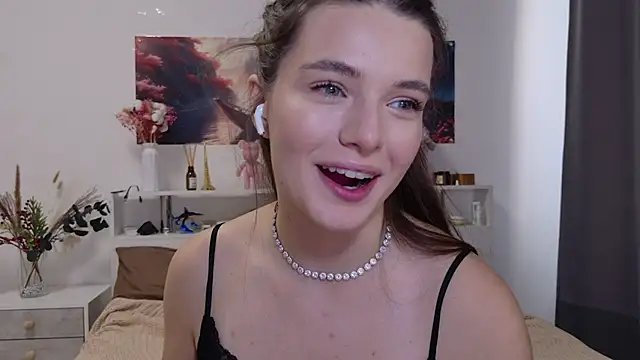 Snapshot of Nellie_Medina chatting on November 7, 2025, 9:25 am Nellie Medina online show from November 7, 2025, 9:25 am