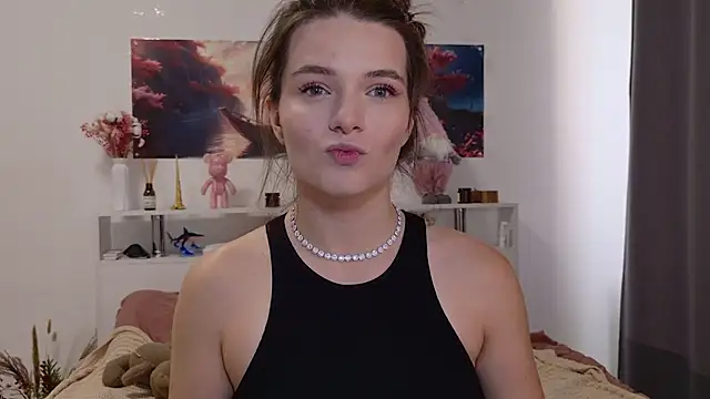 Snapshot of Nellie_Medina chatting on October 18, 2025, 7:10 am Nellie Medina online show from October 18, 2025, 7:10 am