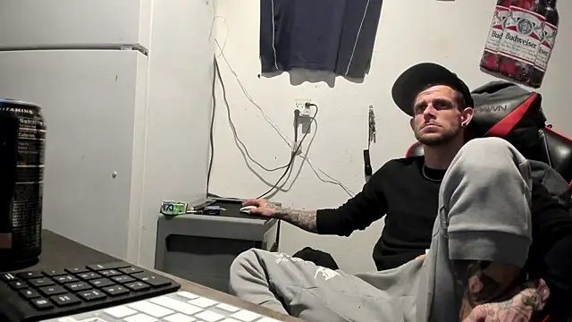 JamesMichael88 online show from February 28, 2025, 4:53 pm