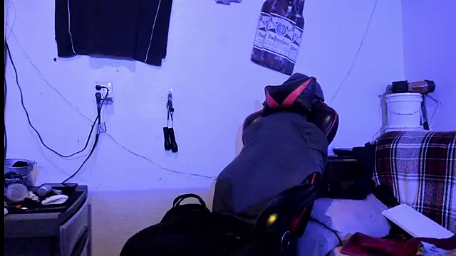 JamesMichael88 online show from February 27, 2025, 11:48 pm