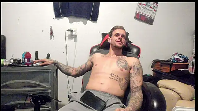 JamesMichael88 online show from March 4, 2025, 2:38 am