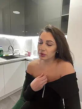 Snapshot of claraxjoyy chatting on February 27, 2025, 4:24 am claraxjoyy online show from February 27, 2025, 4:24 am