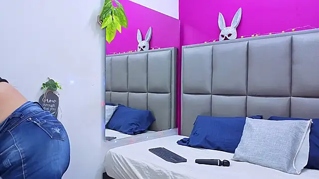 Snapshot of KRYSSTARITTER4 chatting on February 4, 2026, 10:16 pm KRYSSTARITTER4 online show from February 4, 2026, 10:16 pm