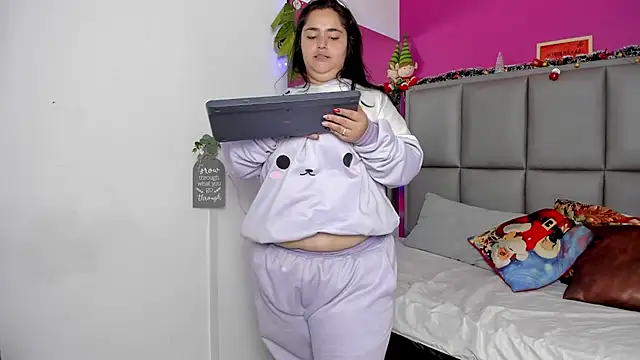 Snapshot of KRYSSTARITTER4 chatting on December 22, 2025, 2:22 am KRYSSTARITTER4 online show from December 22, 2025, 2:22 am