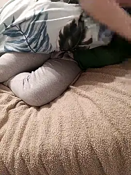 Snapshot of AnnalSV91 chatting on March 12, 2025, 12:42 am AnnalSV91 online show from March 12, 2025, 12:42 am