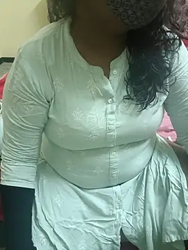 Snapshot of Rathi22 chatting on November 12, 2025, 3:21 am Rathi22 online show from November 12, 2025, 3:21 am