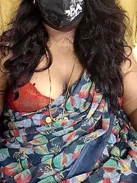 Snapshot of Rathi22 chatting on October 30, 2025, 2:25 pm Rathi22 online show from October 30, 2025, 2:25 pm