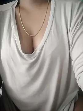 muskan-Sharma online show from September 13, 2025, 4:45 am