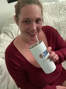 Snapshot of bjayburn chatting on January 3, 2025, 8:11 pm bjayburn online show from January 3, 2025, 8:11 pm