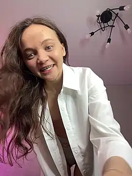 Snapshot of TheYourL chatting on February 1, 2025, 10:23 pm TheYourL online show from February 1, 2025, 10:23 pm