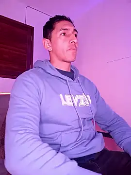 Snapshot of Joylopez_fit chatting on January 8, 2026, 7:31 pm Joylopez fit online show from January 8, 2026, 7:31 pm