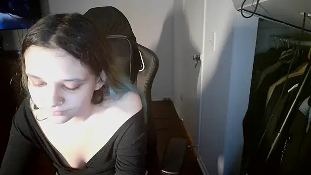 lucybellzzz online show from January 16, 2025, 1:16 am