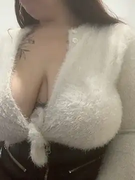 pandorinhaxn online show from October 5, 2025, 5:36 pm