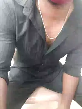 Snapshot of hot_boy_dic chatting on December 30, 2024, 3:56 pm hot boy dic online show from December 30, 2024, 3:56 pm