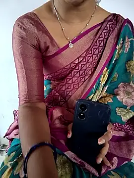 Snapshot of lovelygirl4567 chatting on April 29, 2026, 4:49 am lovelygirl4567 online show from April 29, 2026, 4:49 am