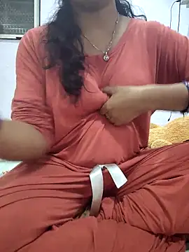 Snapshot of lovelygirl4567 chatting on May 4, 2026, 3:37 pm lovelygirl4567 online show from May 4, 2026, 3:37 pm