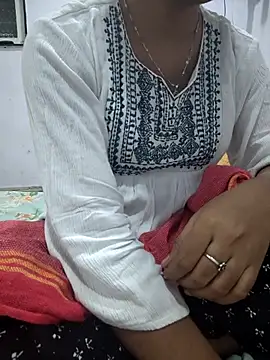 Snapshot of lovelygirl4567 chatting on May 5, 2026, 5:38 pm lovelygirl4567 online show from May 5, 2026, 5:38 pm