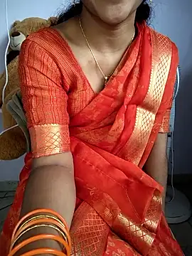 lovelygirl4567 online show from November 18, 2025, 4:49 am