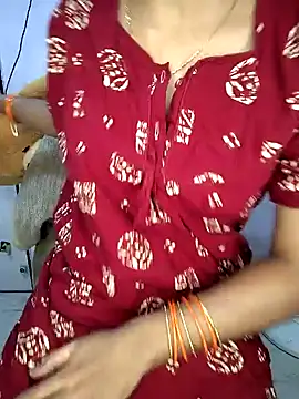 lovelygirl4567 online show from November 11, 2025, 4:24 pm