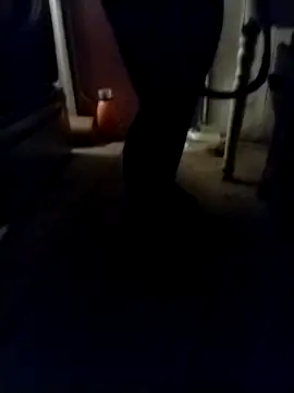 Snapshot of Cloudin_around chatting on February 18, 2025, 3:31 am Cloudin around online show from February 18, 2025, 3:31 am